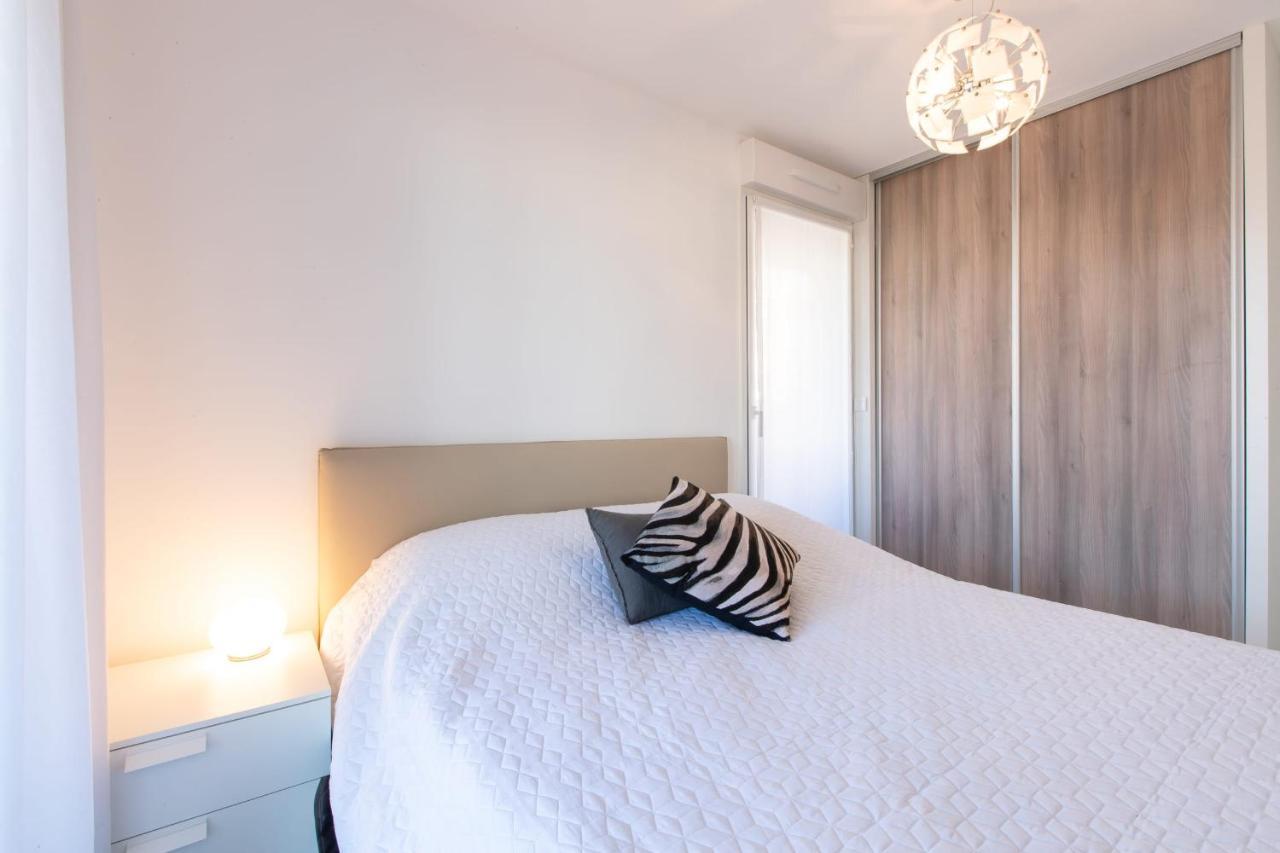 Renovated 2-Br Apartment With Terrace And Pool Cannes Ngoại thất bức ảnh