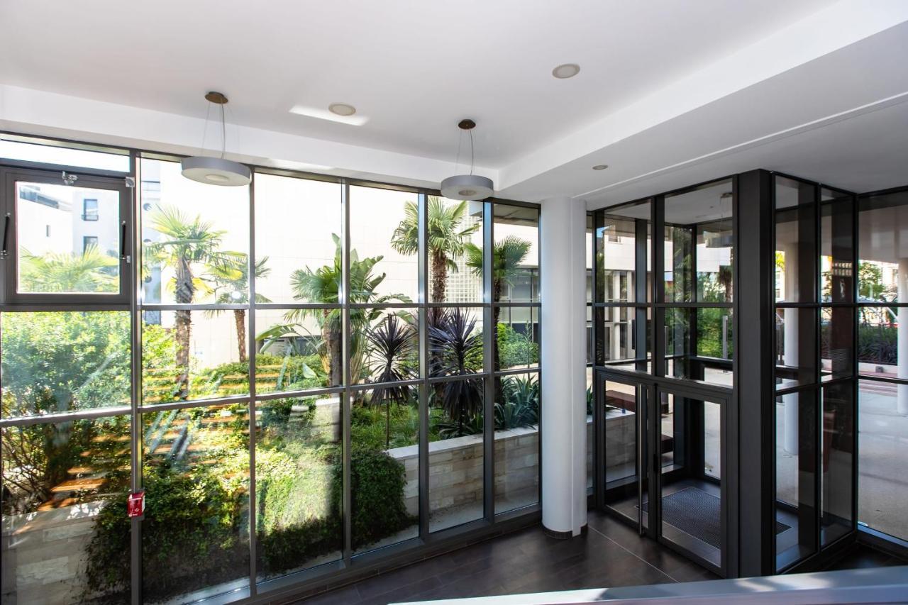 Renovated 2-Br Apartment With Terrace And Pool Cannes Ngoại thất bức ảnh